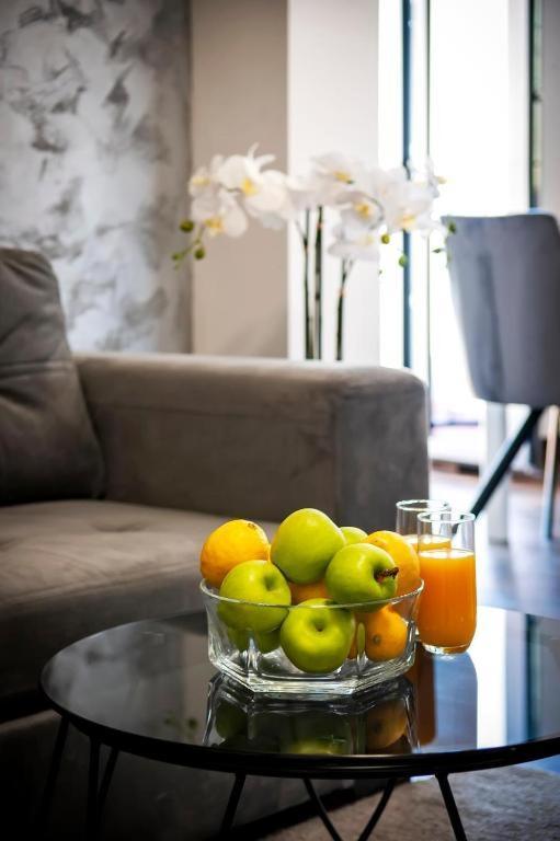 Deluxe Apartments A&A - 2 โรวีน ภายนอก รูปภาพ